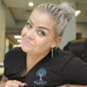 Meet your Posher, April